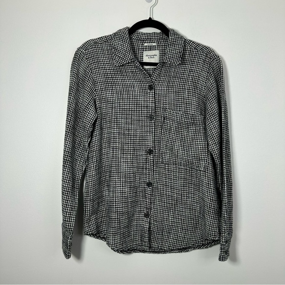 Abercrombie & Fitch Jackets & Blazers - Abercrombie & Fitch Women’s Oversized Jacket Shirt Houndstooth Size S